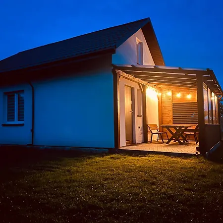 Caloroczne Stawik Z Sauna I Balia *