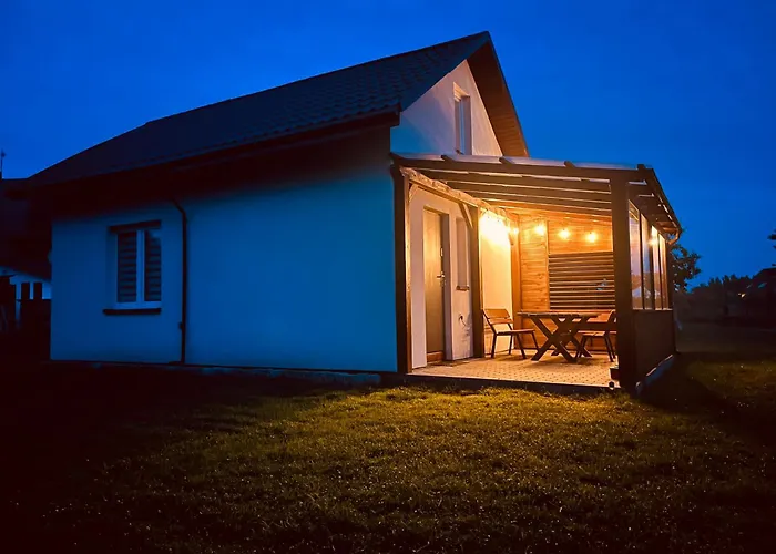 Caloroczne Stawik Z Sauna I Balia *